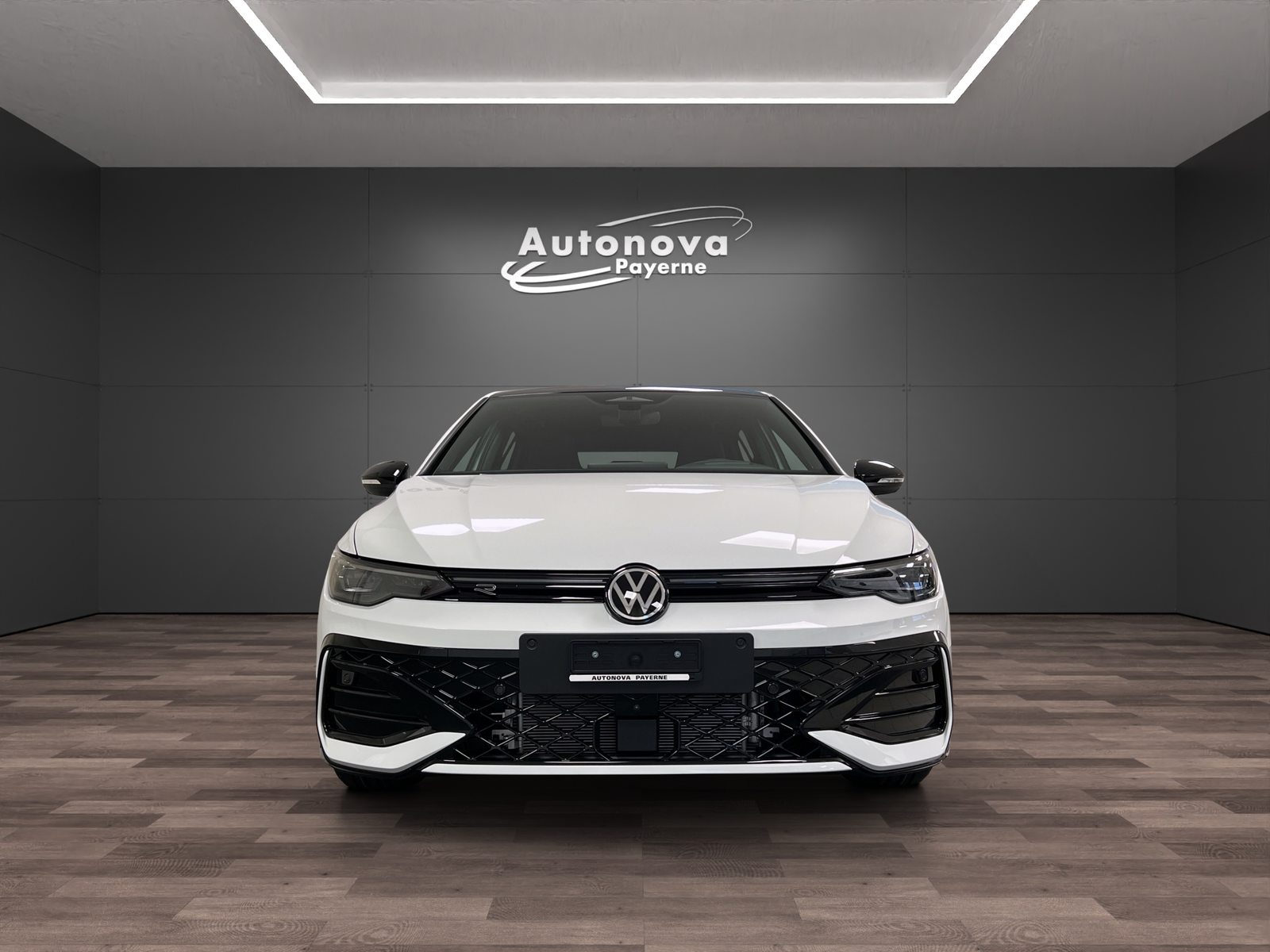 VW Golf R-Line, Benzin, Neuwagen, Automatik - 2