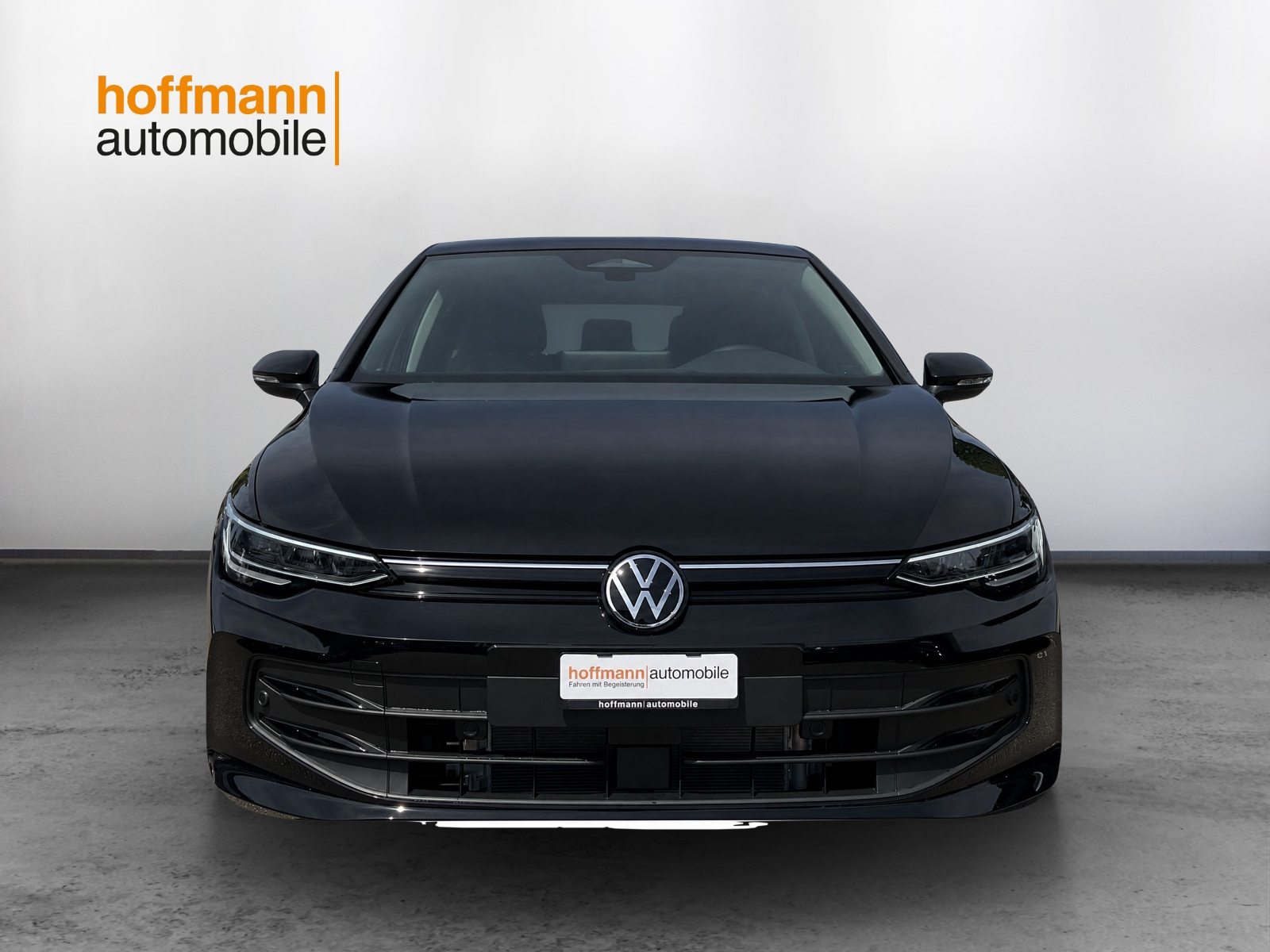 VW Golf UNITED, Petrol, New car, Automatic - 2
