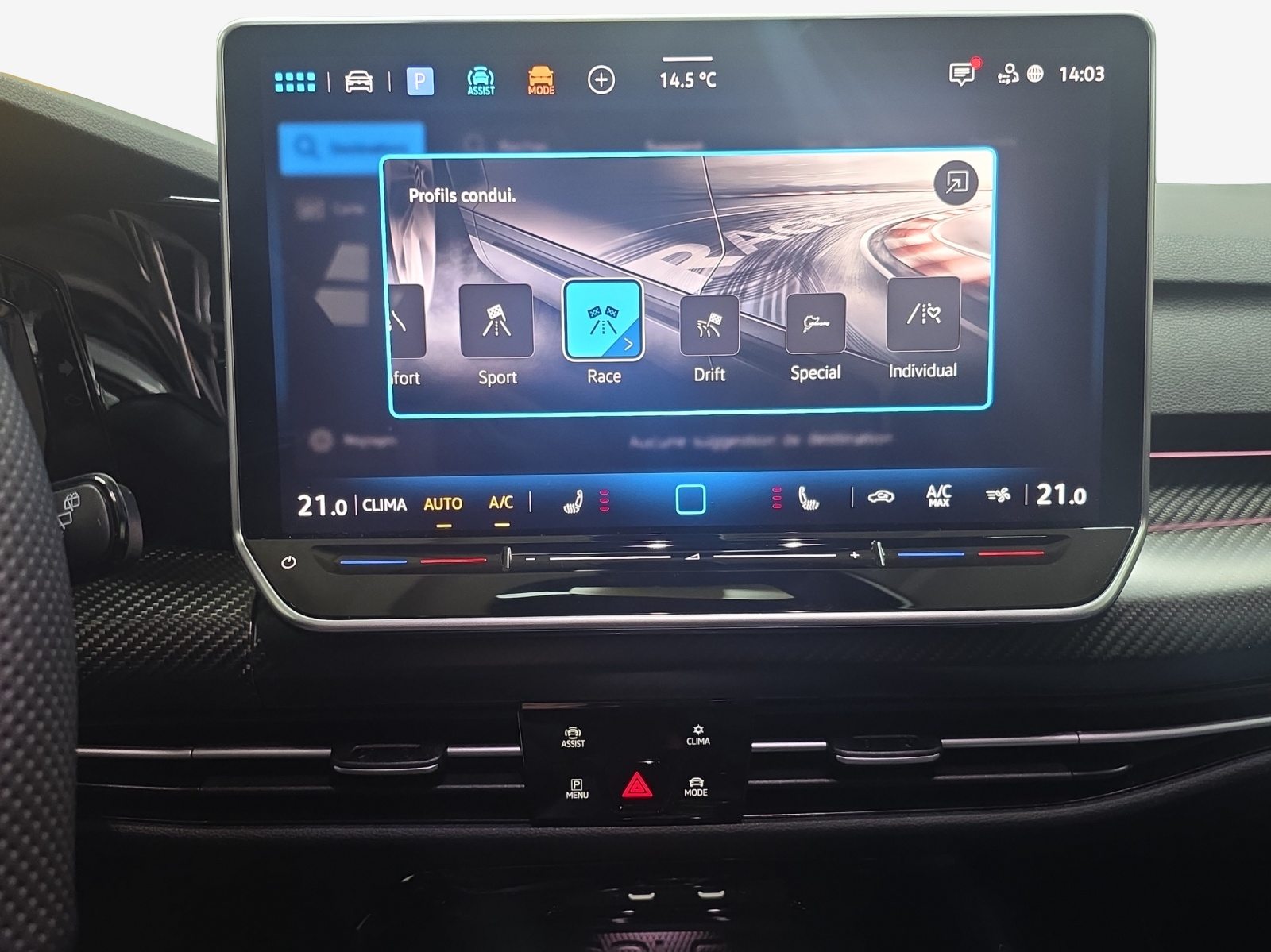 VW Golf R, Petrol, New car, Automatic - 4