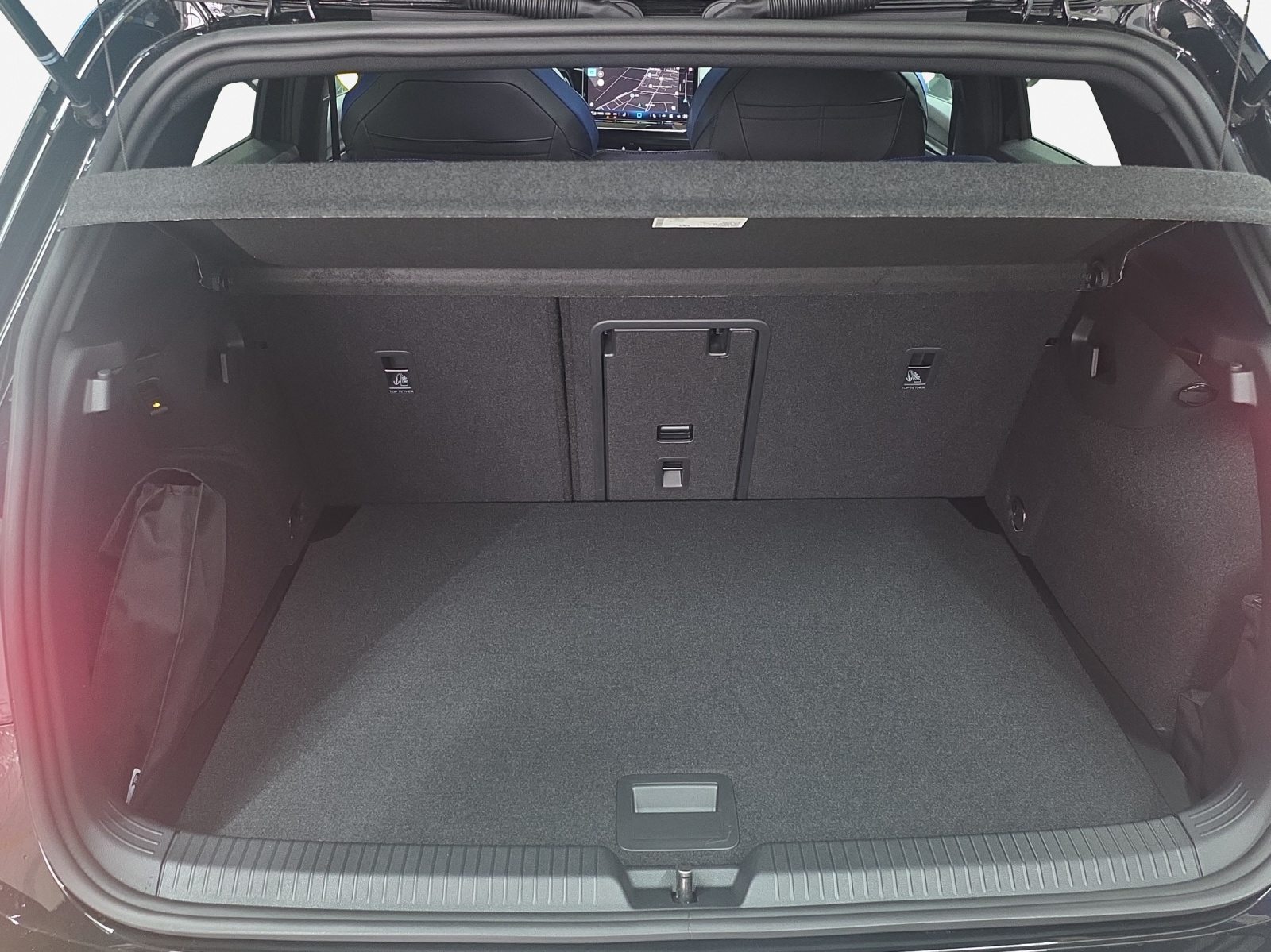 VW Golf R, Petrol, New car, Automatic - 6