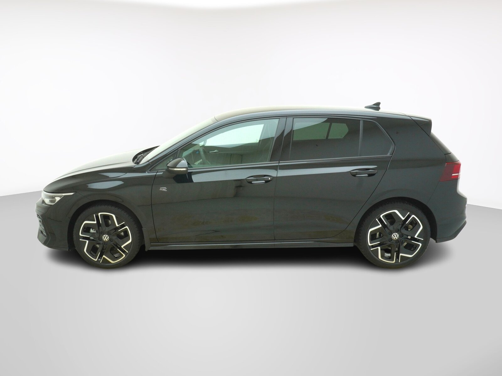 VW Golf VIII 2.0 TSI R-Line DSG 4Motion, Benzina, Auto nuove, Automatico - 2