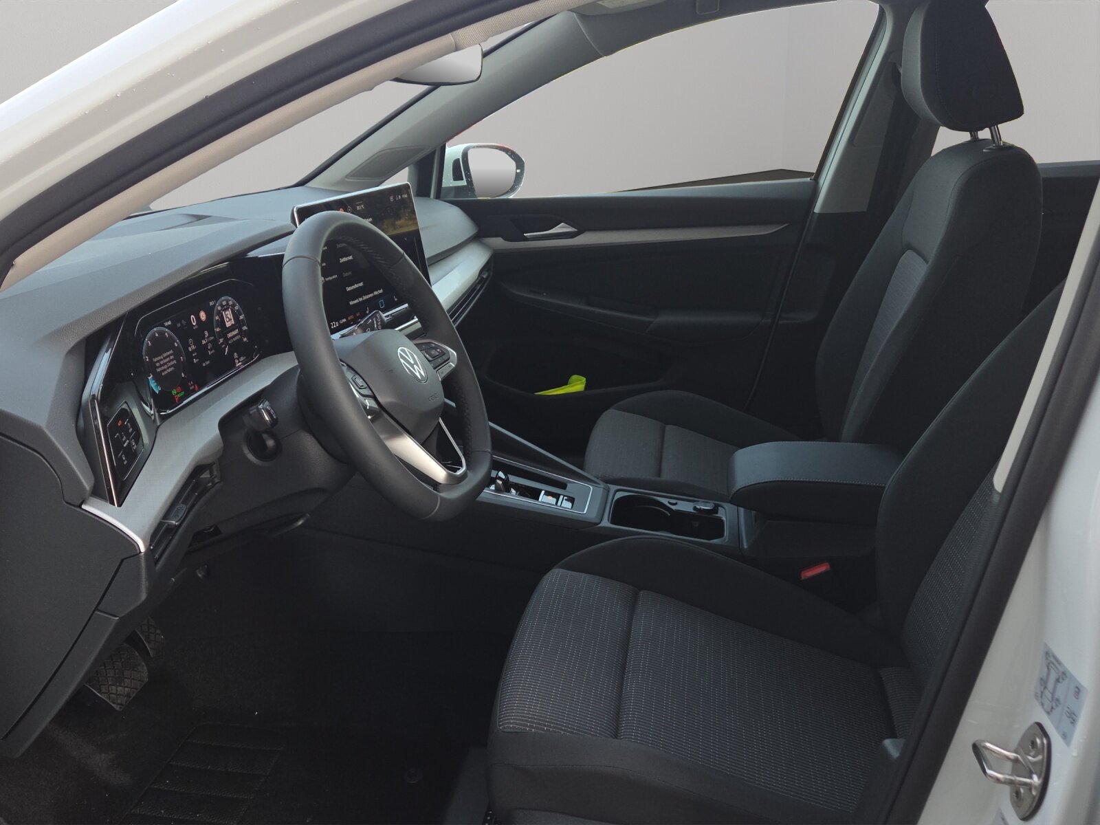 VW Golf 1.5 e TSI mHEV Value DSG, Petrol, New car, Automatic - 6