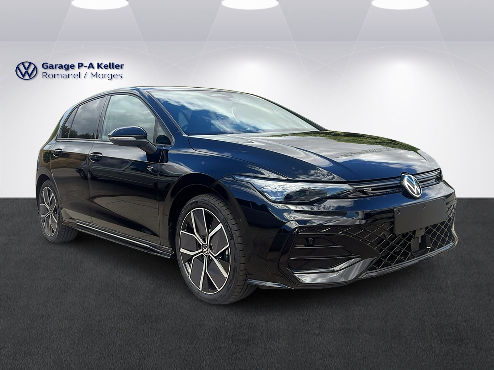 VW Golf  R-Line, Essence, Voiture nouvelle, Automatique - 3