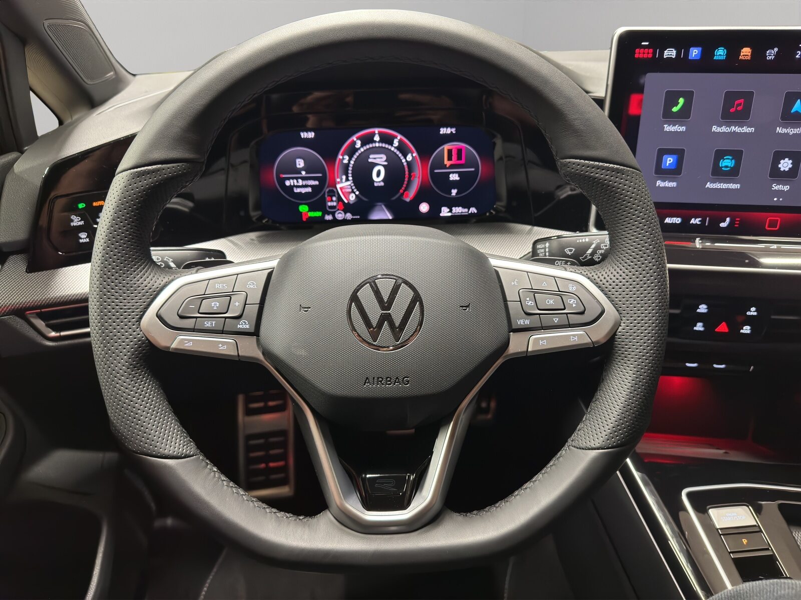 VW Golf VIII 1.5 eTSI R-Line DSG, Hybride Léger Essence/Électricité, Voiture nouvelle, Automatique - 7