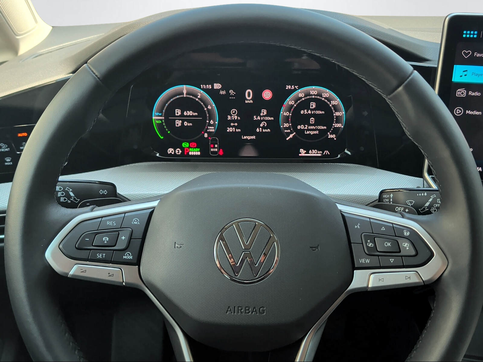 VW Golf VIII 1.5 TSI PHEV Style DSG, Full-Hybrid Petrol/Electric, New car, Automatic - 7