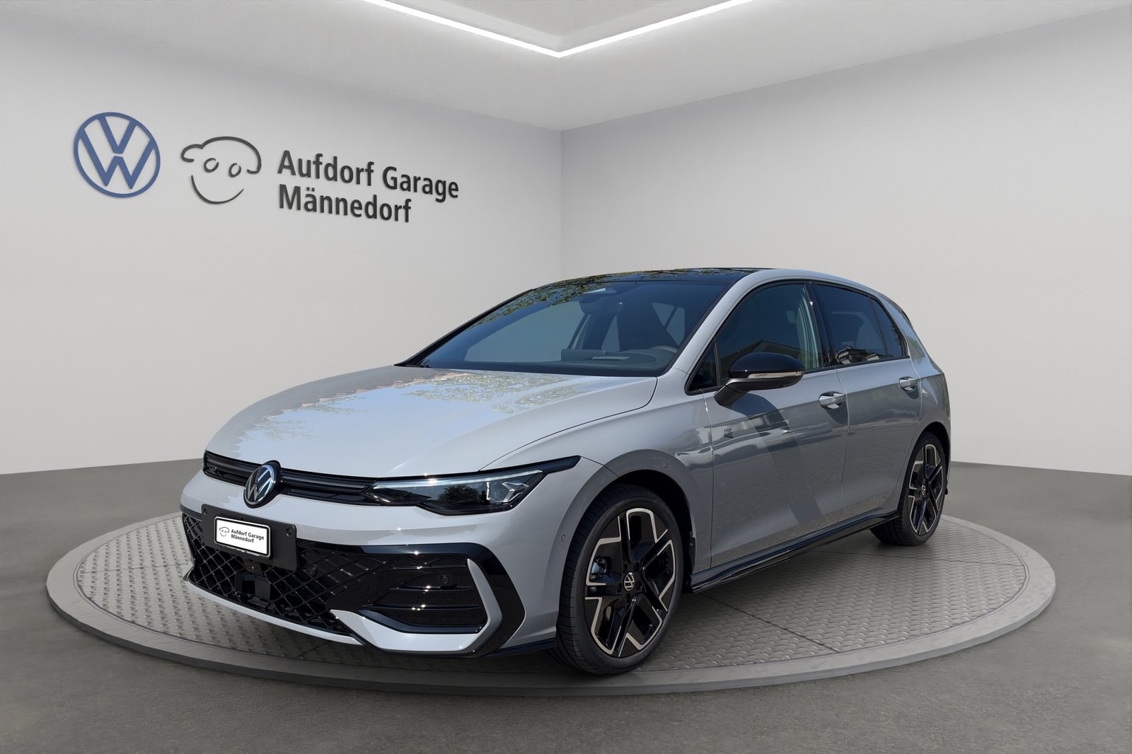 VW Golf 1.5 e TSI mHEV R-Line DSG