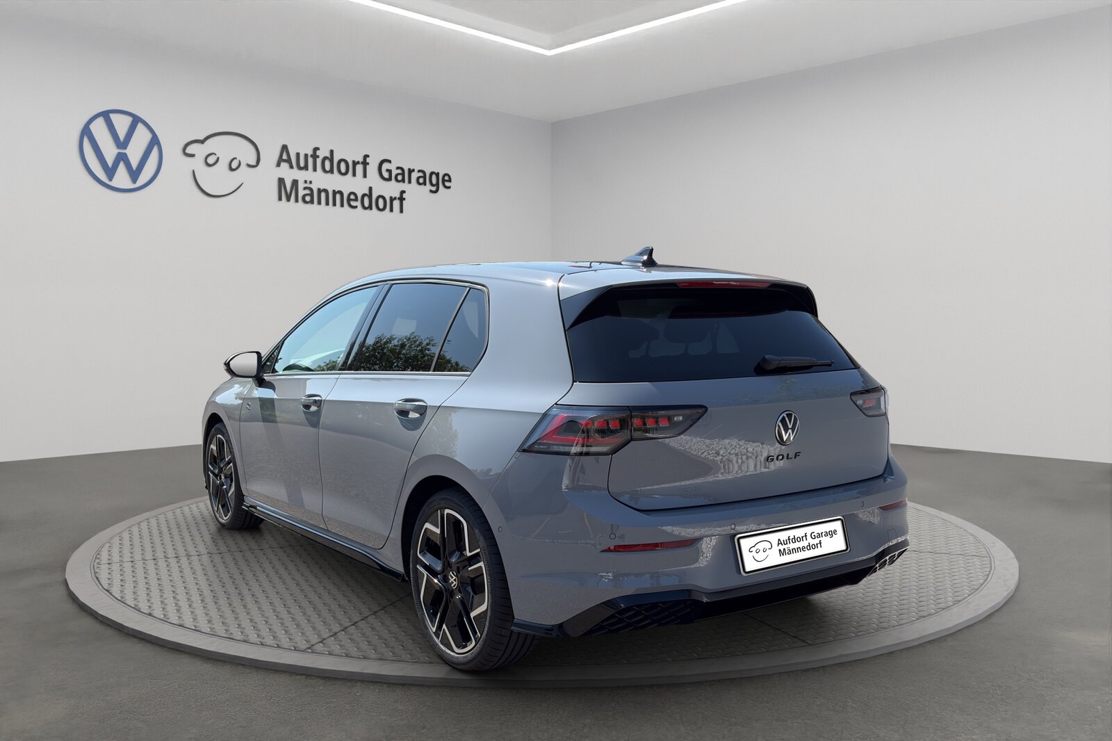 VW Golf 1.5 e TSI mHEV R-Line DSG, Mild-Hybrid Benzin/Elektro, Neuwagen, Automatik - 4