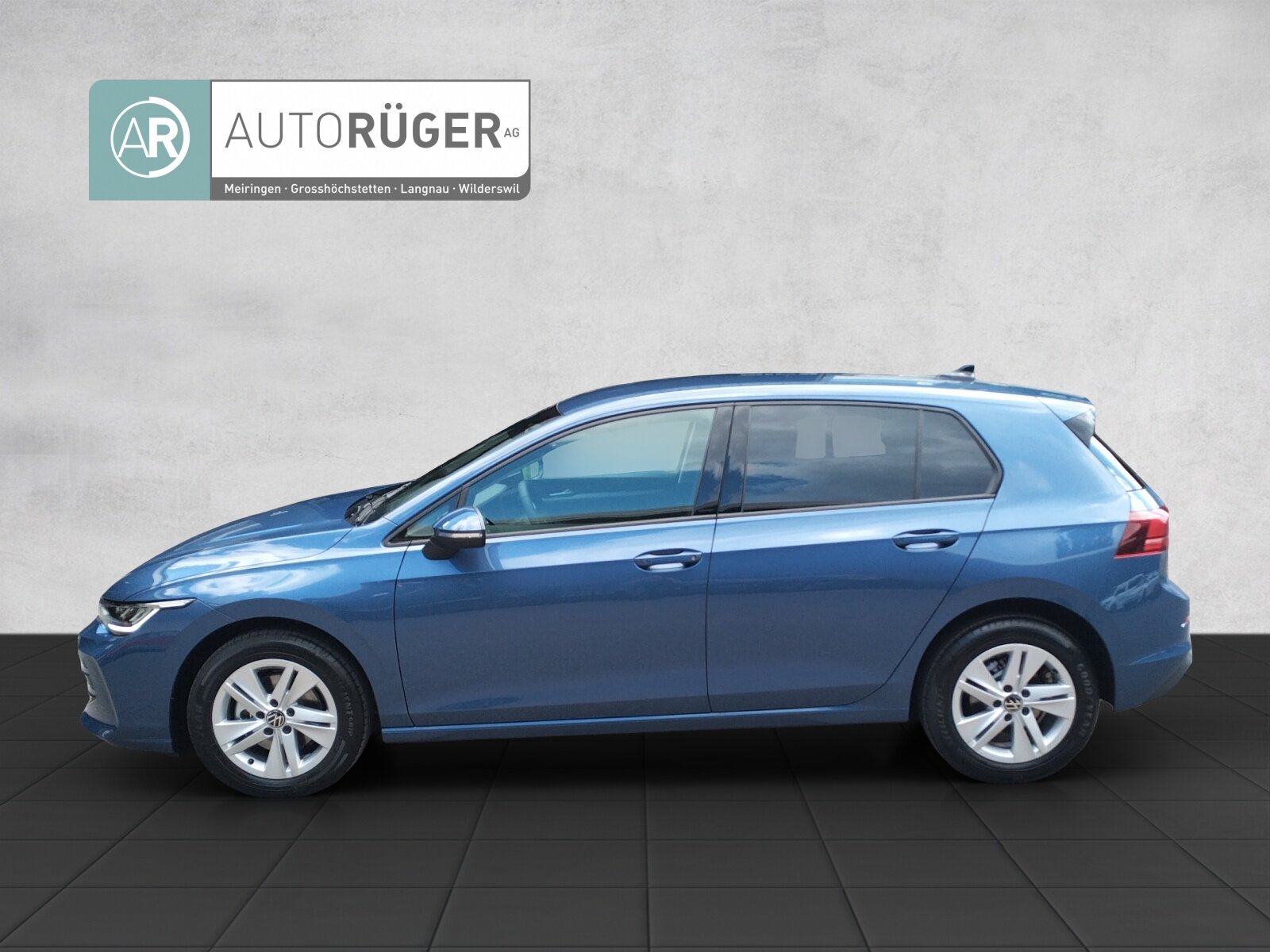 VW Golf 1.5 e TSI mHEV Value DSG, Petrol, New car, Automatic - 3