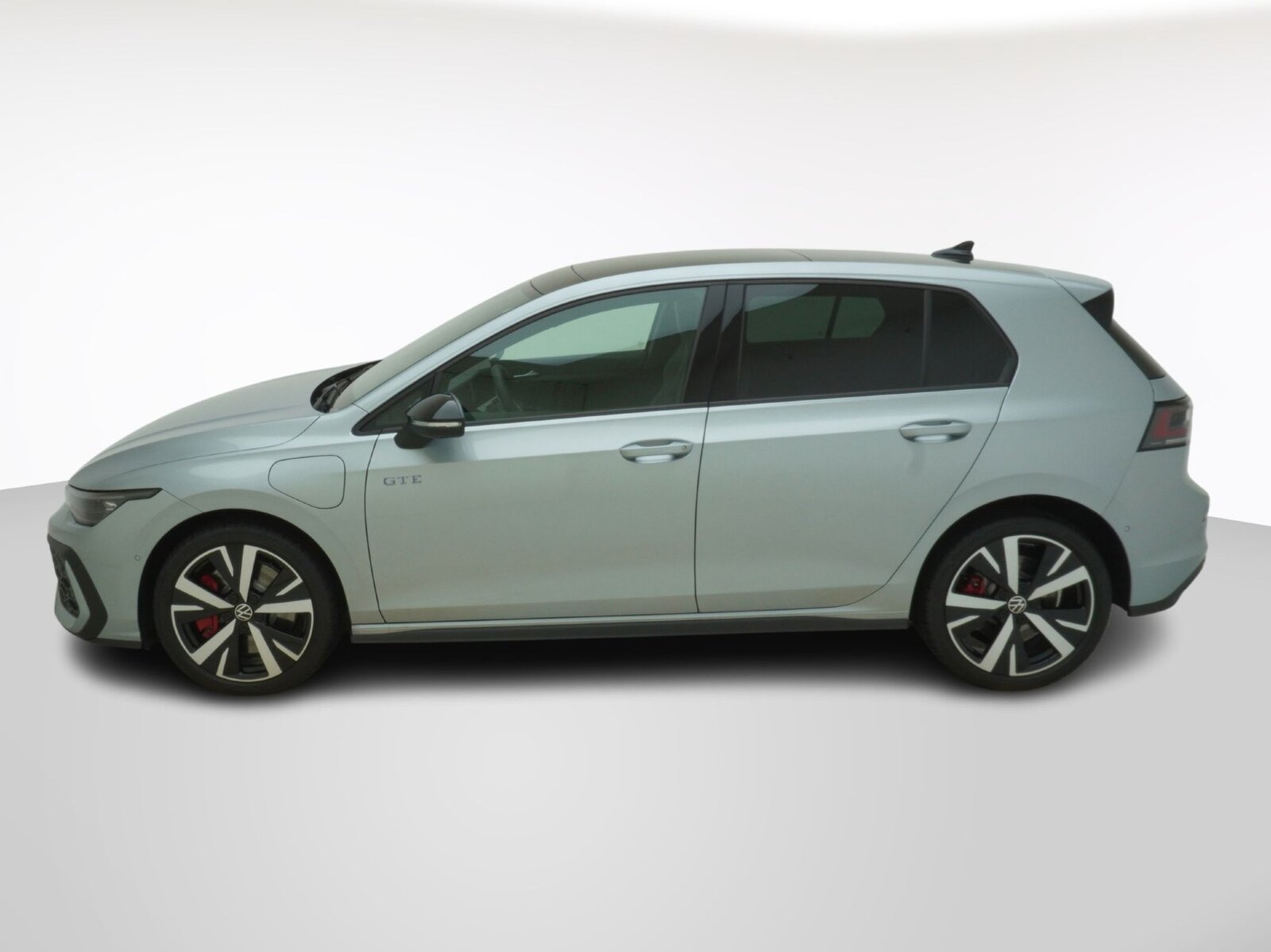 VW Golf VIII 1.5 TSI Plug-in-Hybrid GTE DSG, Plug-in-Hybrid Benzin/Elektro, Neuwagen, Automatik - 2