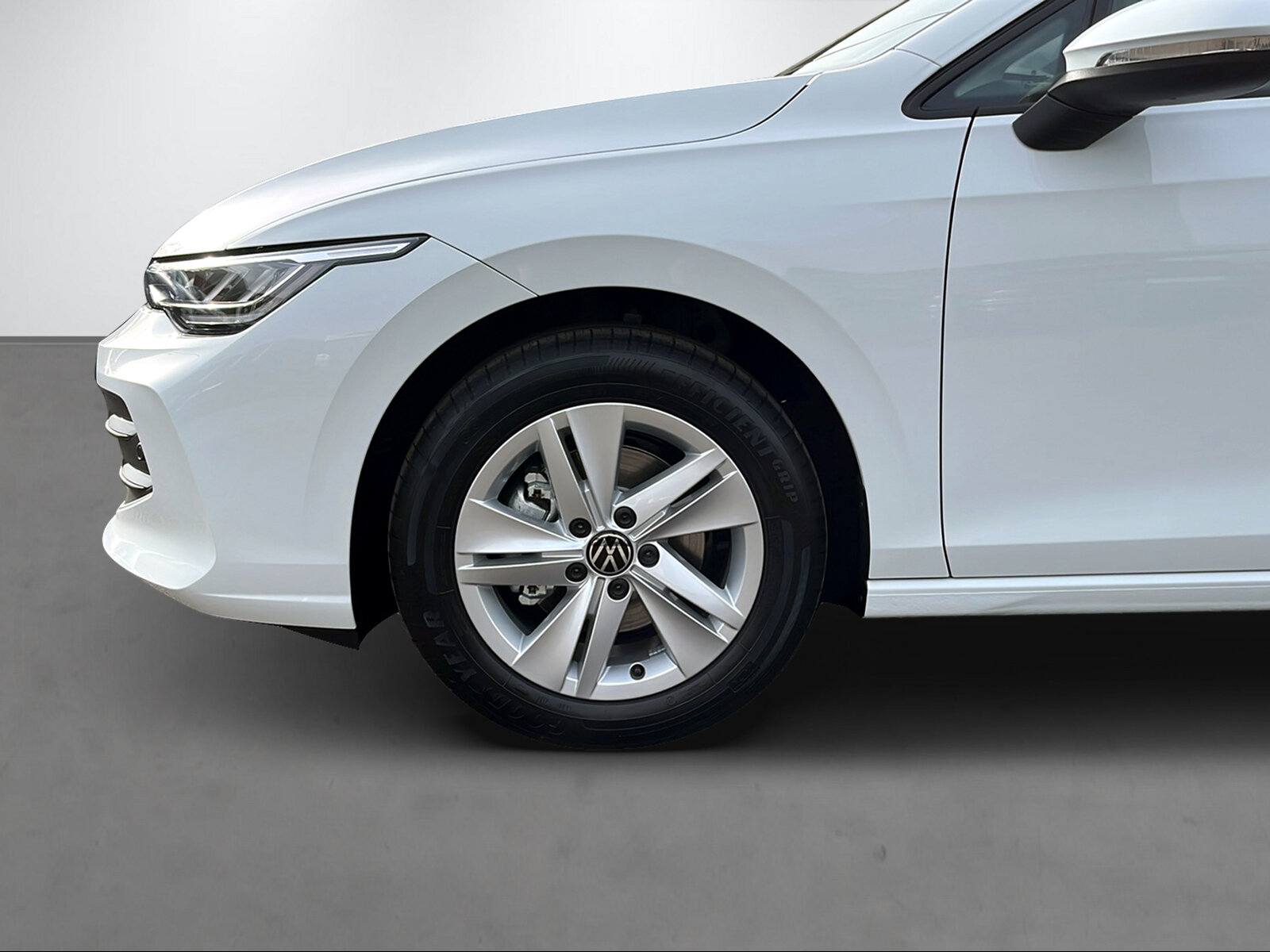 VW Golf VIII 1.5 eTSI Value DSG, Mild-Hybrid Benzin/Elektro, Neuwagen, Automatik - 5