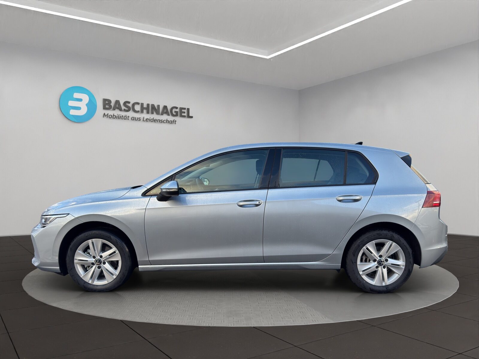 VW Golf Life, Petrol, New car, Automatic - 2