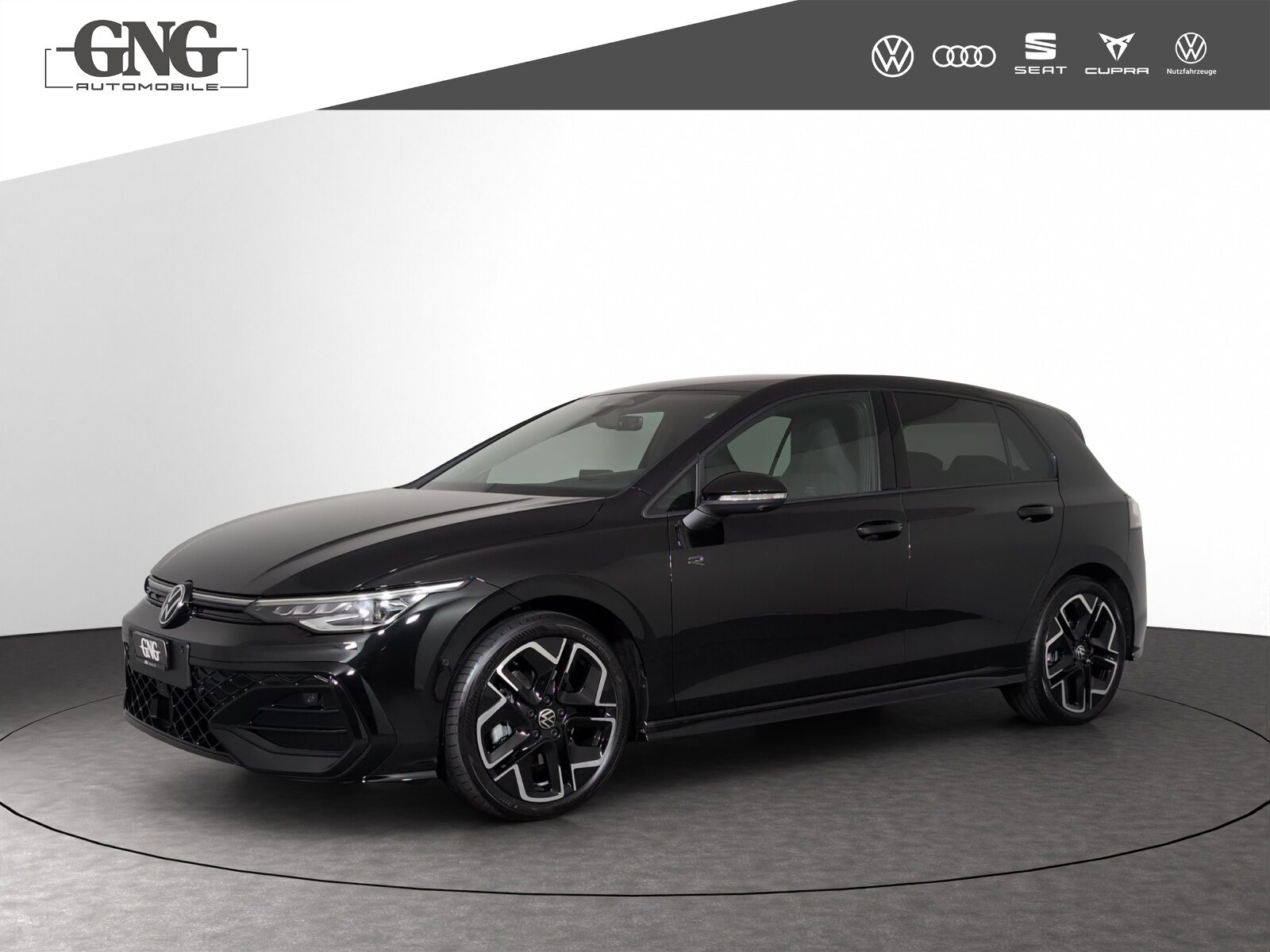 VW Golf  R-Line