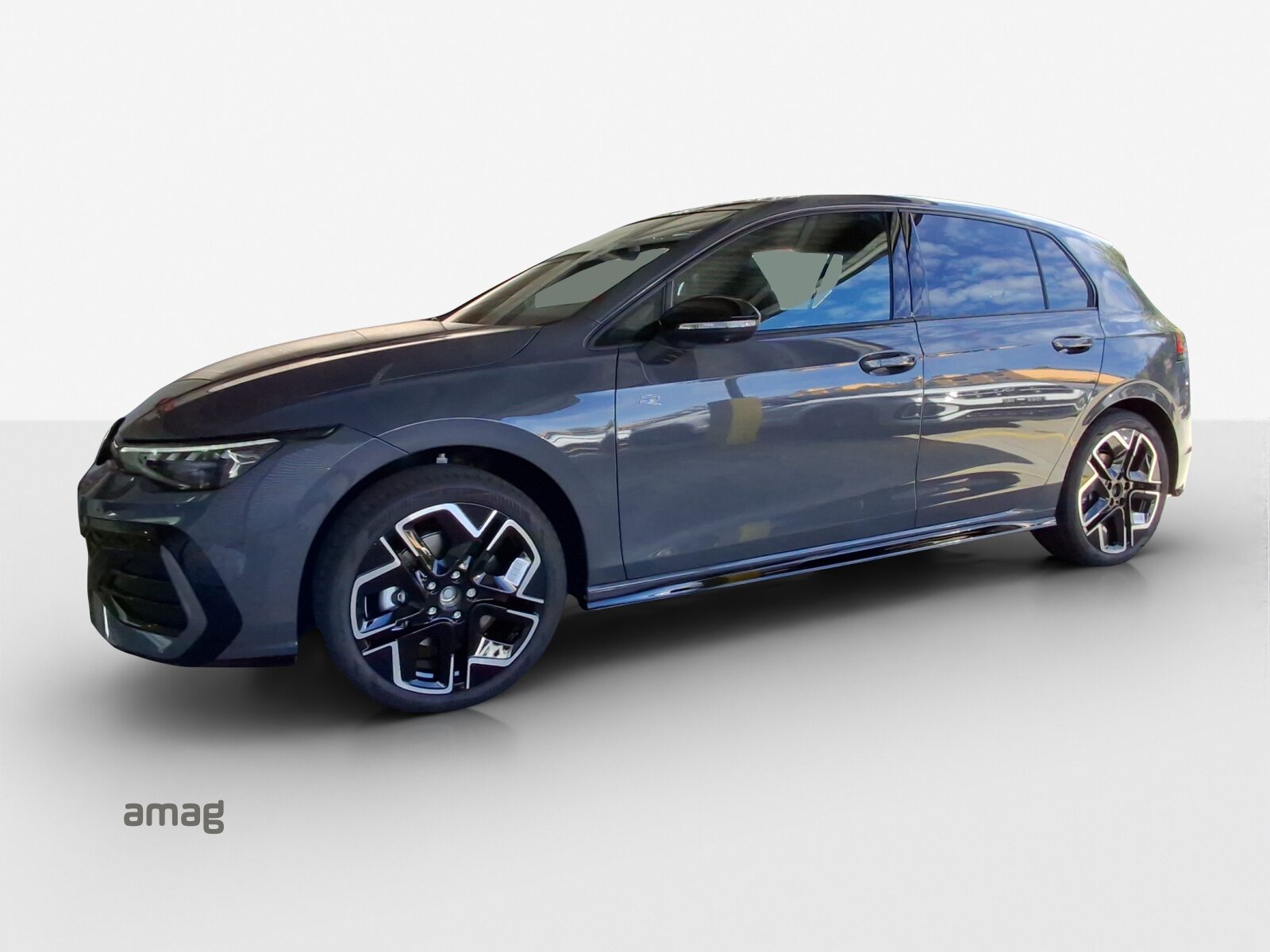 VW Golf  R-Line