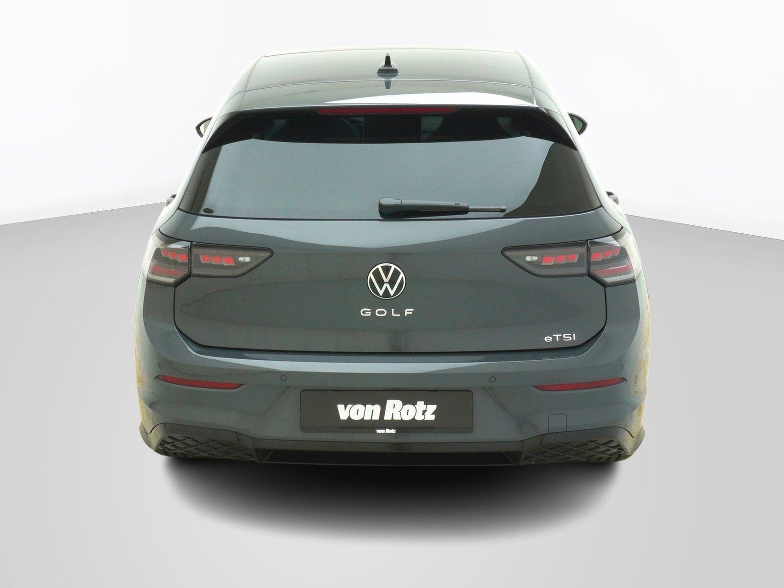 VW Golf VIII 1.5 eTSI R-Line DSG, Mild-Hybrid Benzin/Elektro, Neuwagen, Automatik - 3