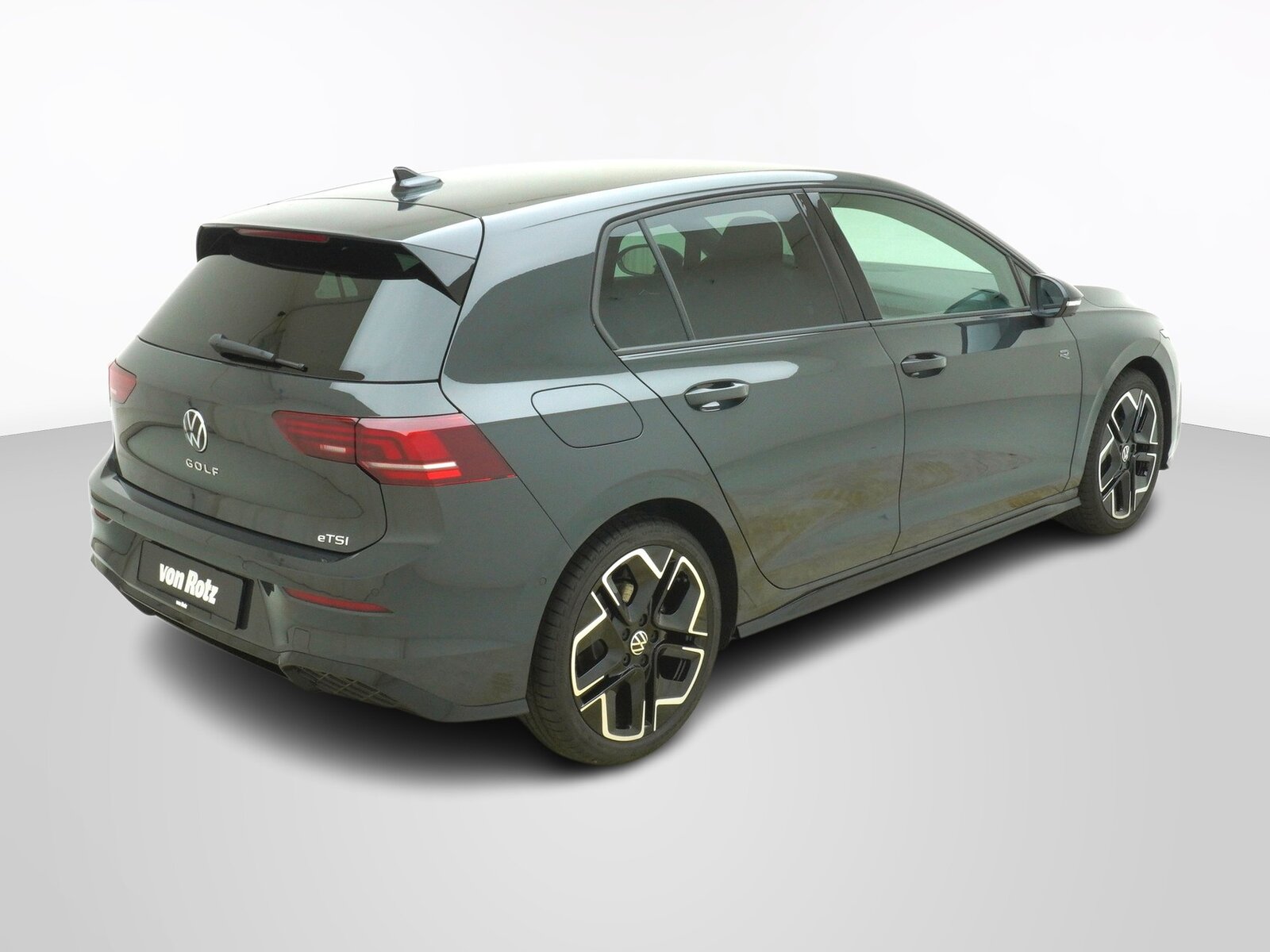 VW Golf VIII 1.5 eTSI R-Line DSG, Mild-Hybrid Benzin/Elektro, Neuwagen, Automatik - 5