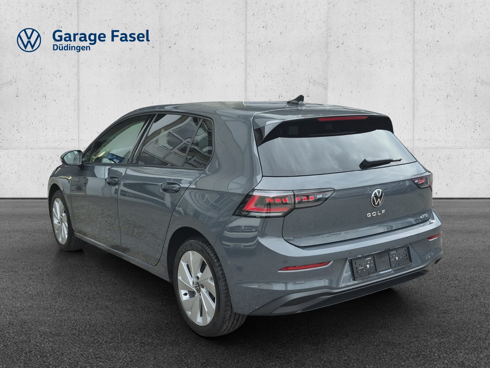 VW Golf UNITED, Petrol, New car, Automatic - 3