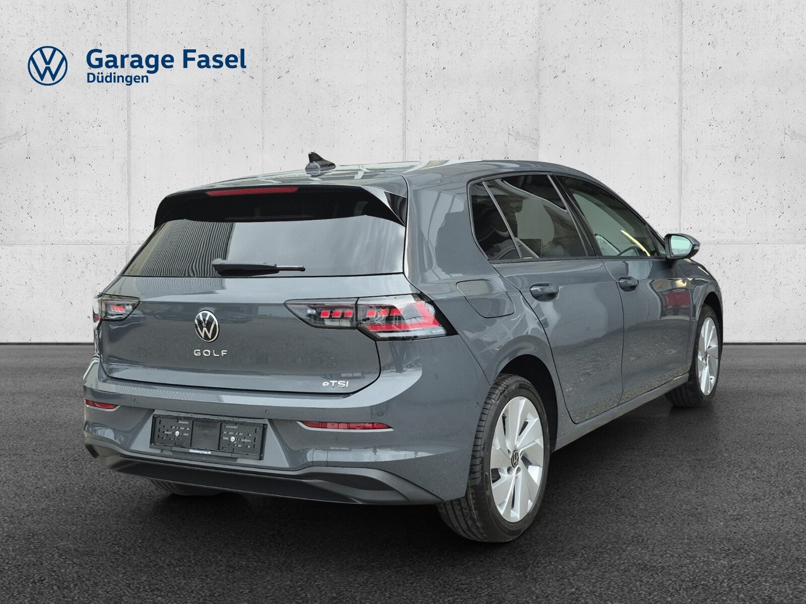 VW Golf UNITED, Petrol, New car, Automatic - 5