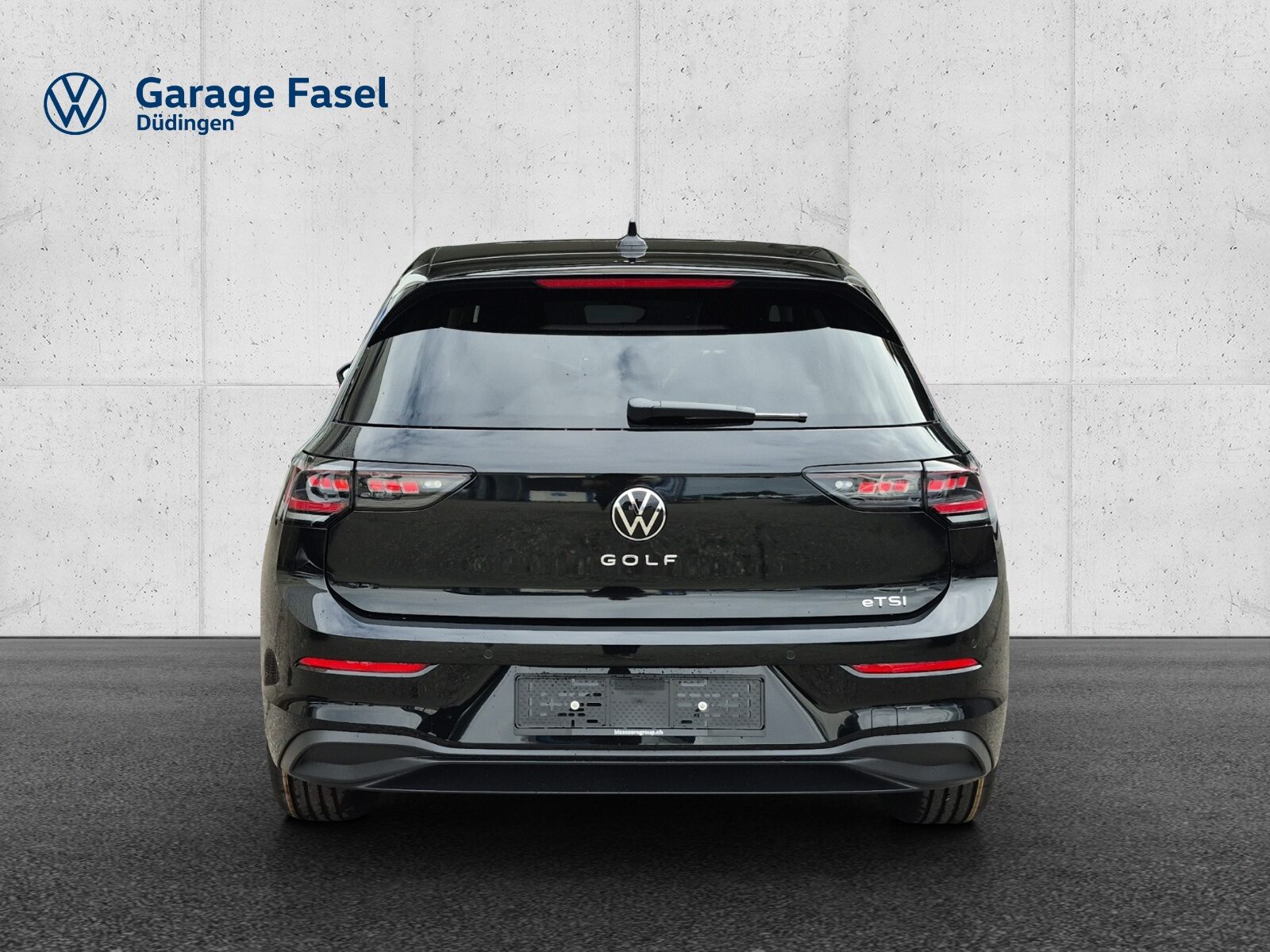 VW Golf UNITED, Petrol, New car, Automatic - 4