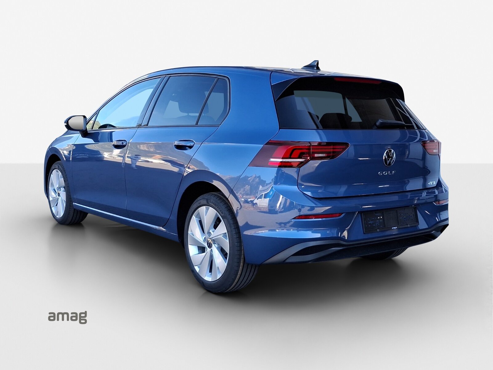VW Golf UNITED, Petrol, New car, Automatic - 3