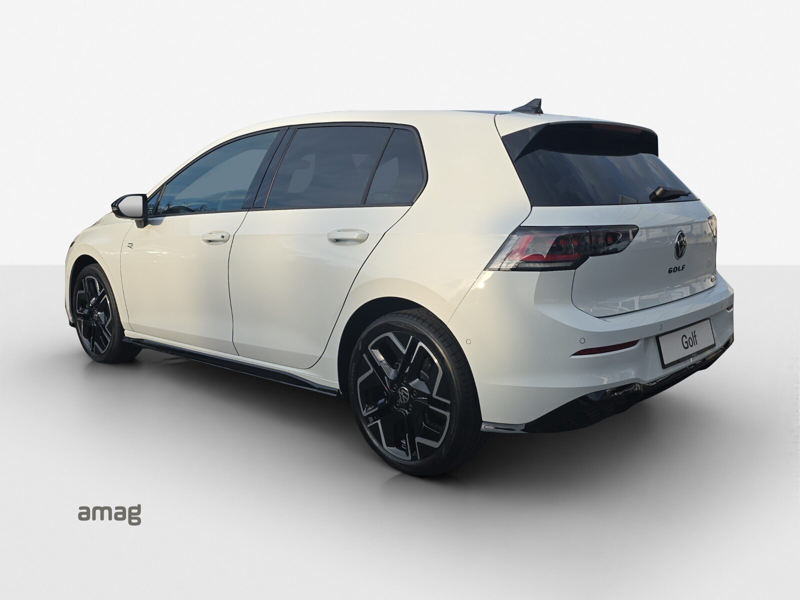 VW Golf  R-Line, Petrol, New car, Automatic - 3