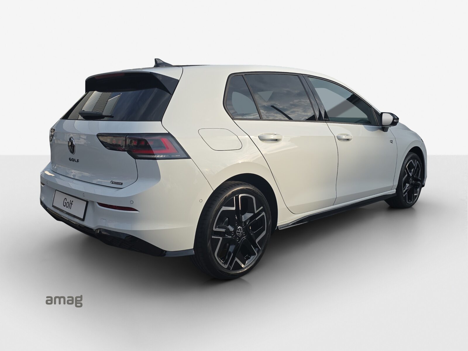 VW Golf  R-Line, Petrol, New car, Automatic - 5