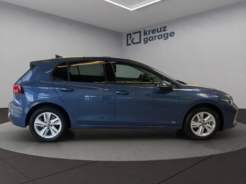 VW GOLF VALUE 1.5e TSI, Mild-Hybrid Benzin/Elektro, Neuwagen, Automatik - 2