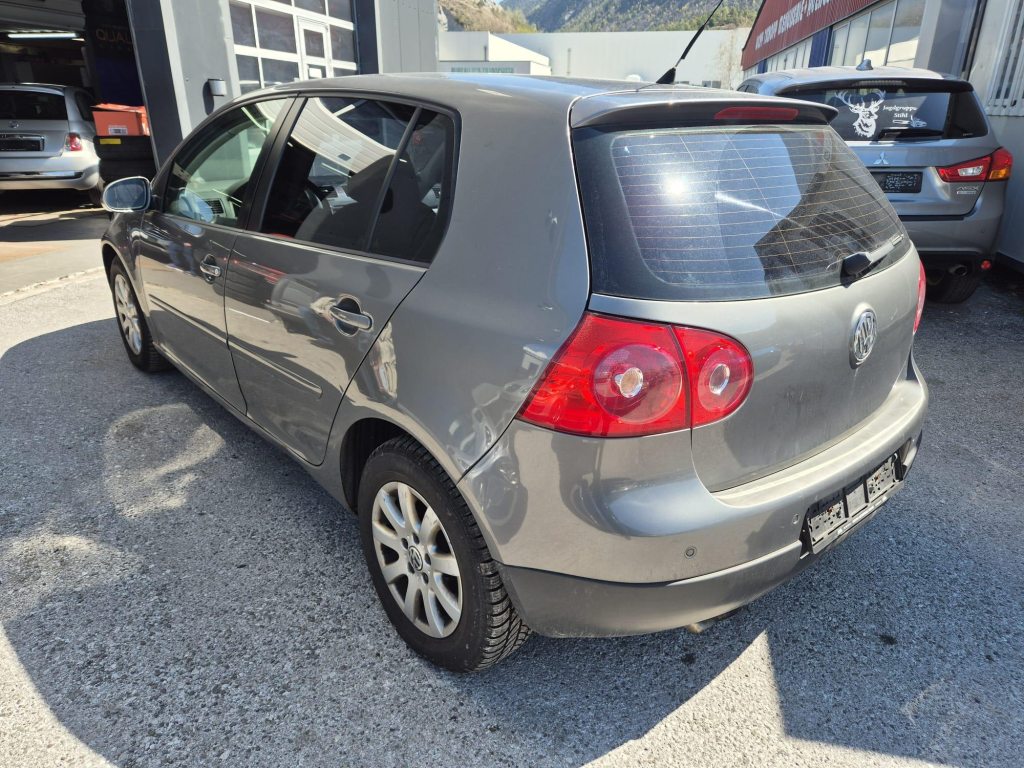 VW GOLF 2.0 TDI DPF Comfl. 4motion, Diesel, Occasion / Utilisé, Manuelle - 3