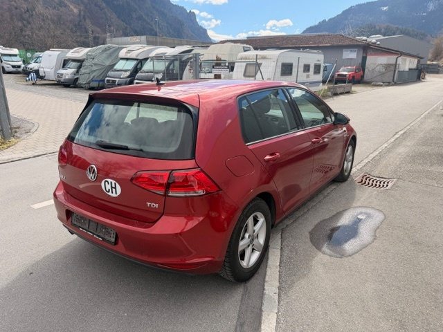 VW GOLF 1.6 TDI BlueM Trendline, Diesel, Second hand / Used, Manual - 4
