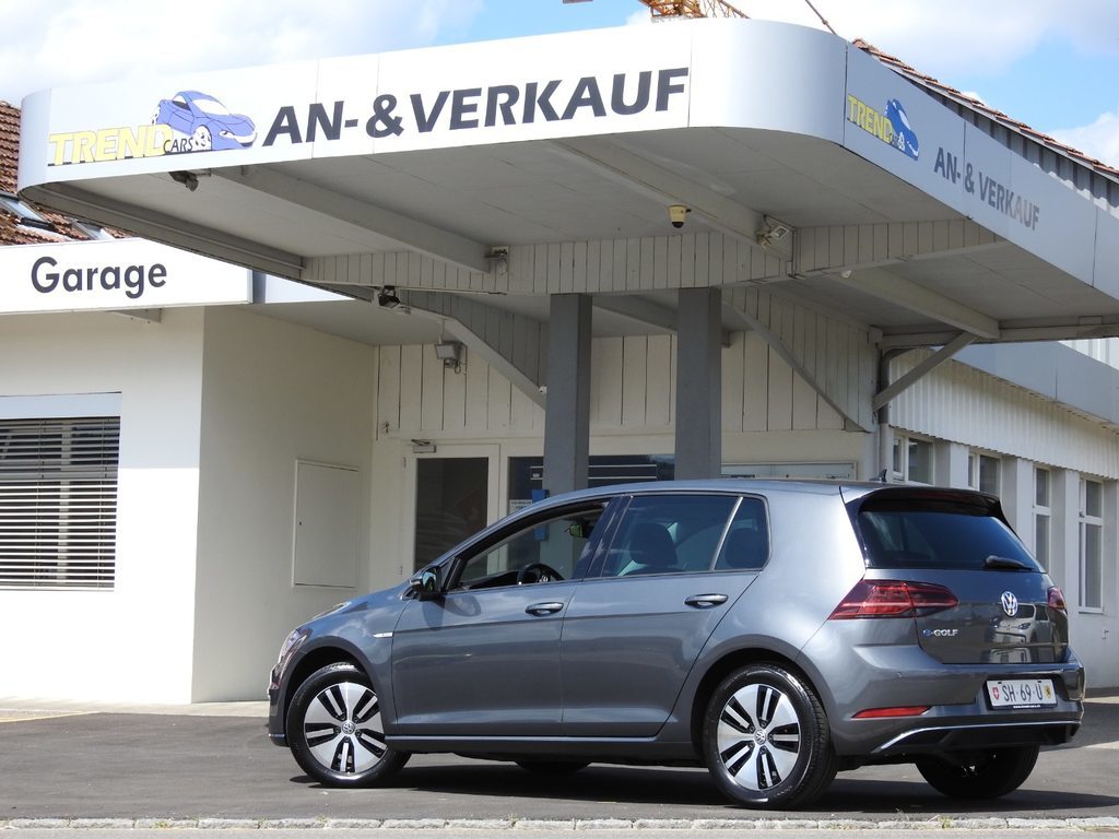 VW Golf VII e, Elektro, Occasion / Gebraucht, Automatik - 3