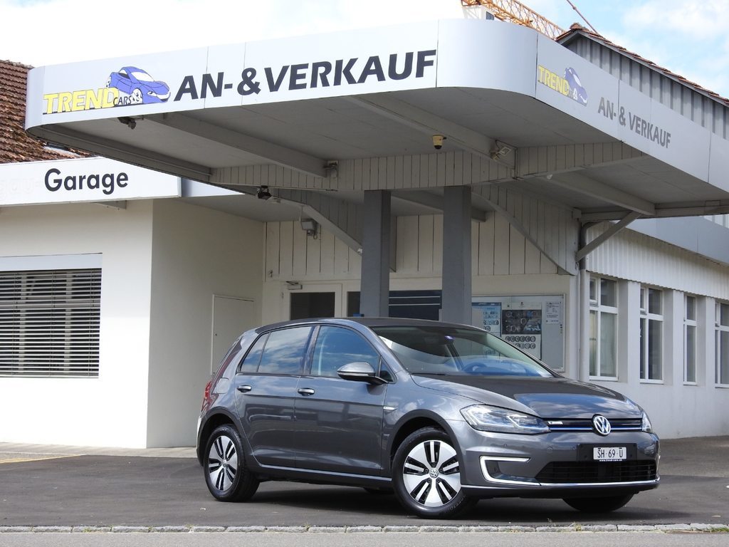 VW Golf VII e, Elektro, Occasion / Gebraucht, Automatik - 4