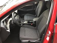 VW Golf Life, Petrol, Second hand / Used, Automatic - 6