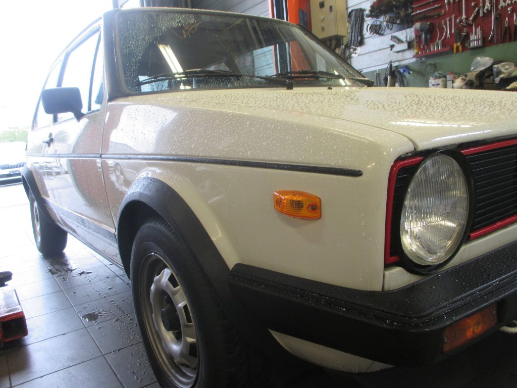VW GTI 1.6, Benzin, Occasion / Gebraucht, Handschaltung - 2