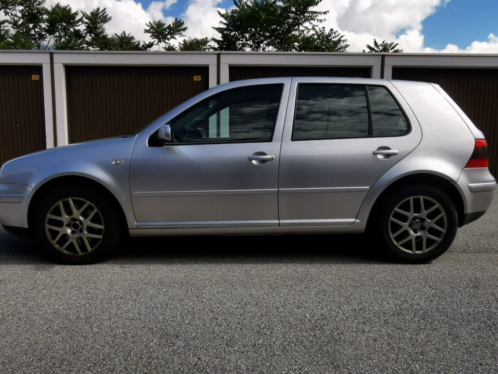 VW Golf IV 2.3 V5 170 Highline, Benzina, Occasioni / Usate, Manuale - 4