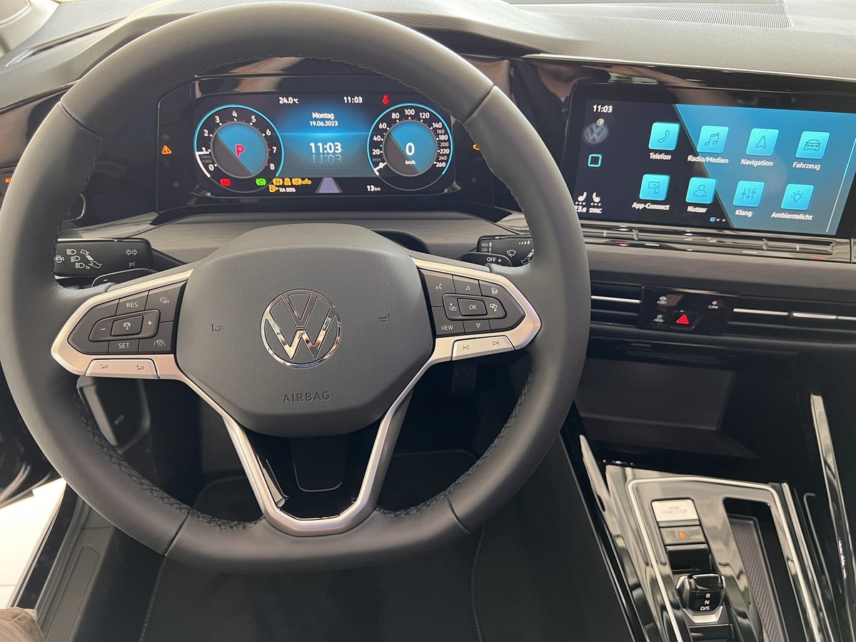 VW Golf Style 1.5eTSI 150PS DSG, Petrol, Second hand / Used, Automatic - 7