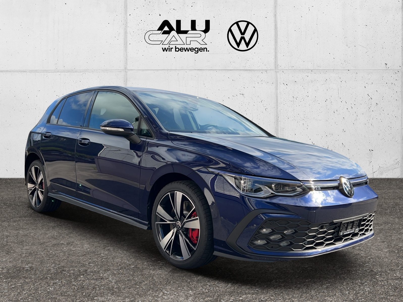 VW Golf GTE, Full-Hybrid Petrol/Electric, Second hand / Used, Automatic - 6