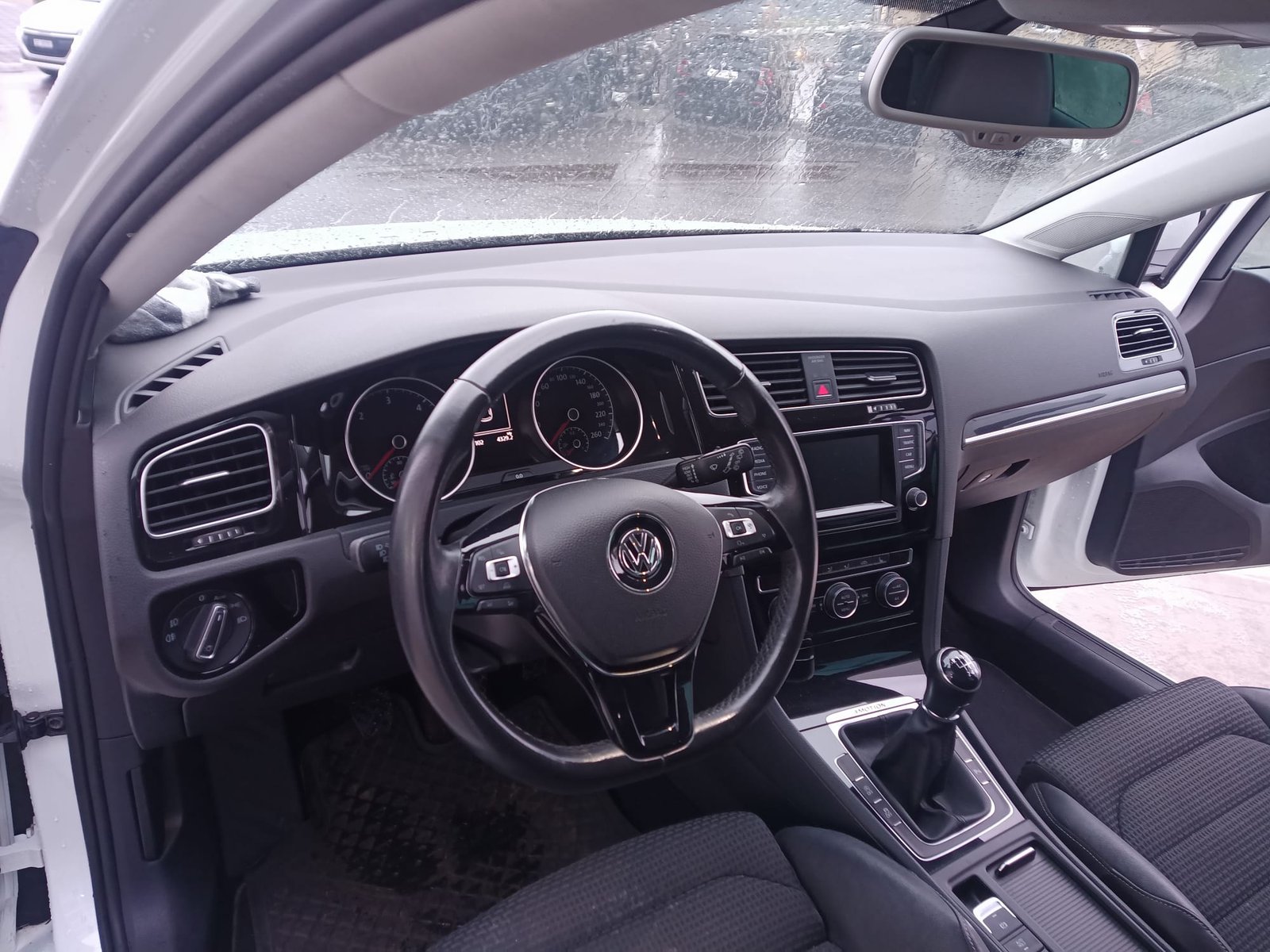 VW Golf VII 2.0 TDI Highline 4m, Diesel, Second hand / Used, Manual - 6