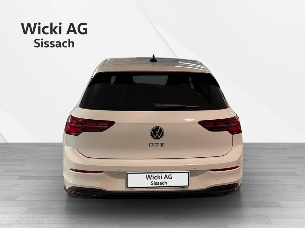 VW Golf VIII 1.4 TSI PHEV GTE DSG, Plug-in-Hybrid Benzin/Elektro, Occasion / Gebraucht, Automatik - 6