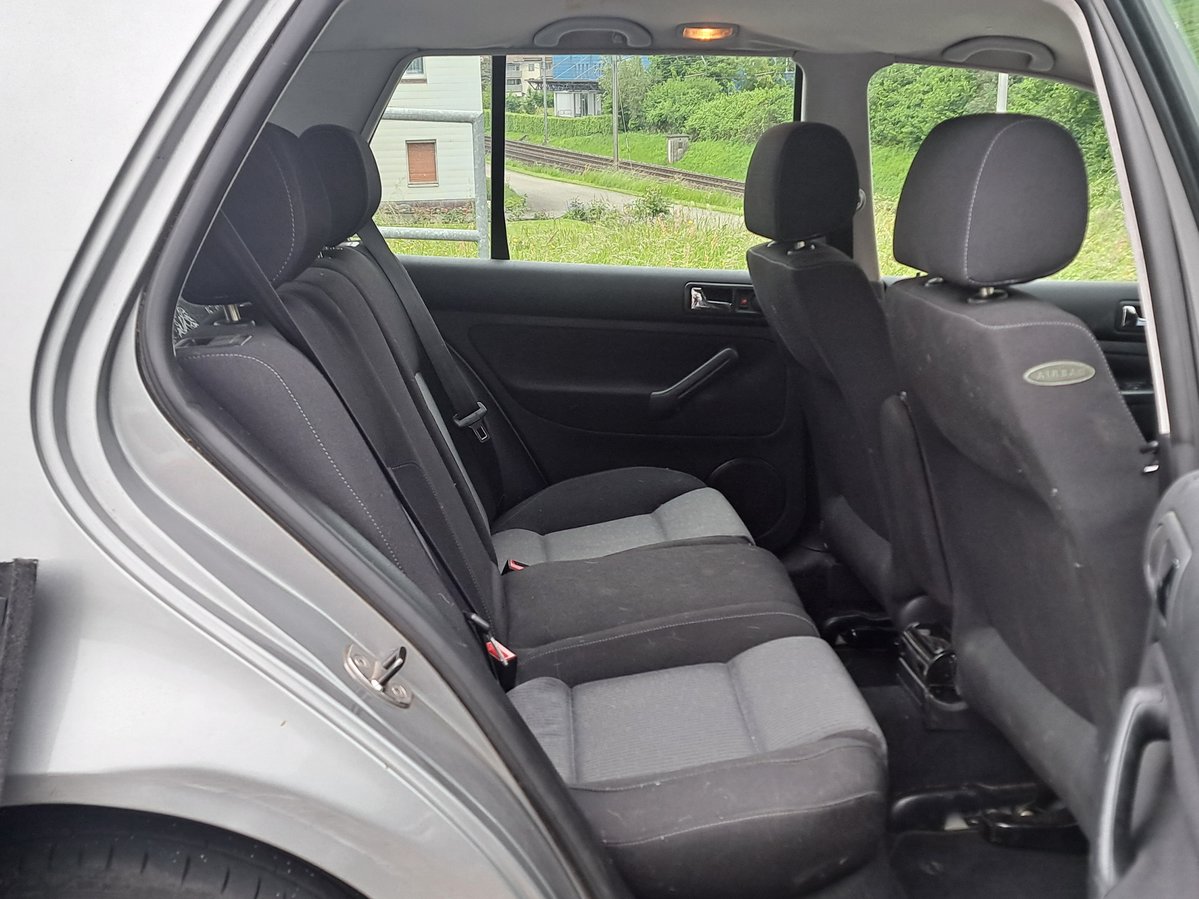 VW Golf 2.0 Comfortline, Essence, Occasion / Utilisé, Automatique - 5