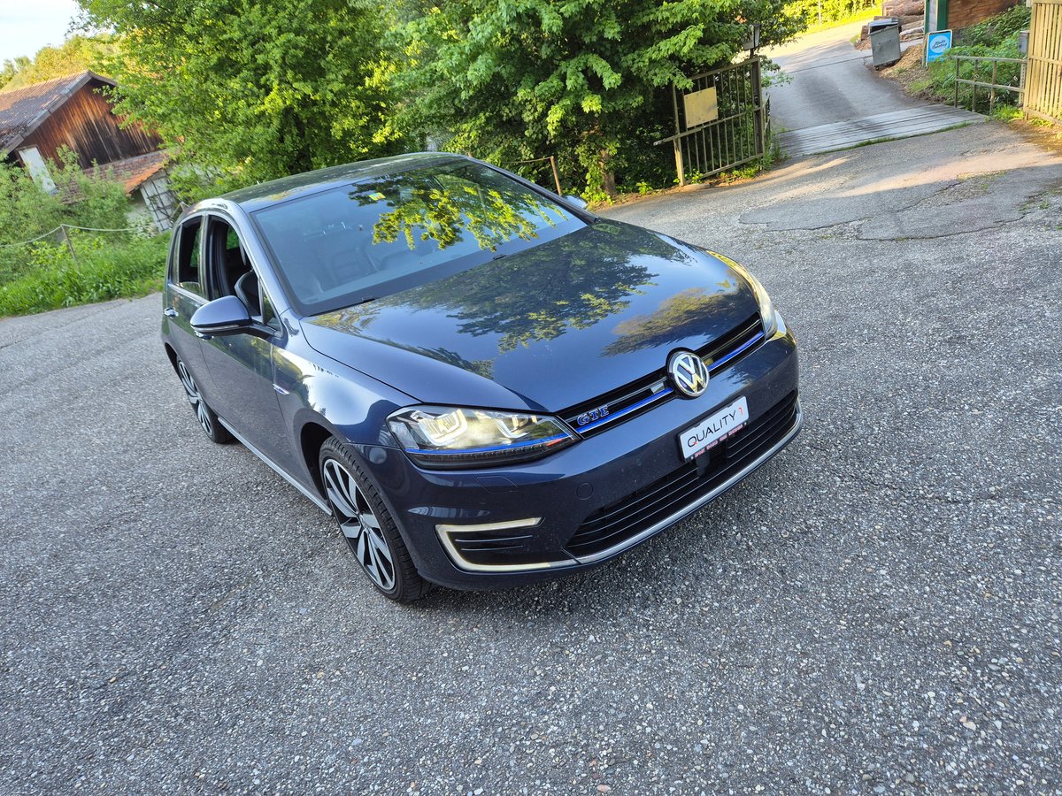 VW Golf 1.4 TSI GTE DSG, Plug-in-Hybrid Petrol/Electric, Second hand / Used, Automatic - 5