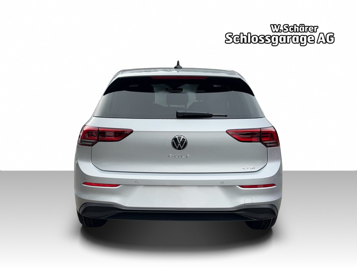 VW Golf Life, Petrol, Second hand / Used, Automatic - 5