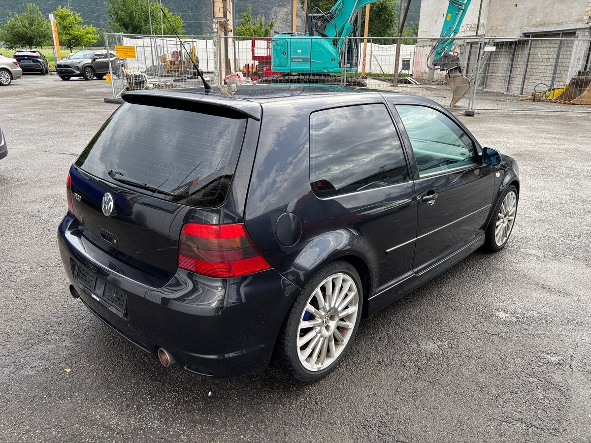 VW Golf R32 4Motion, Essence, Occasion / Utilisé, Manuelle - 6