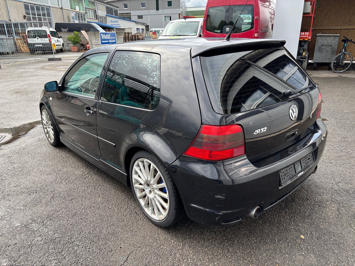 VW Golf R32 4Motion, Essence, Occasion / Utilisé, Manuelle - 7