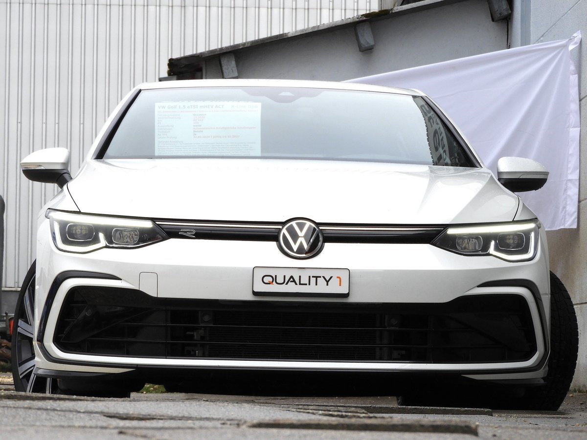 VW Golf 1.5 eTSI mHEV ACT Style DSG I R Line innen & aussen! I , Mild-Hybrid Petrol/Electric, Second hand / Used, Automatic - 3