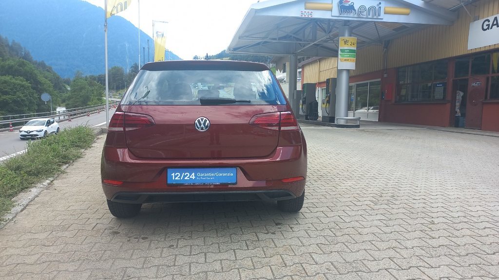 VW Golf VII 1.0 TSI Trendline, Petrol, Second hand / Used, Manual - 3