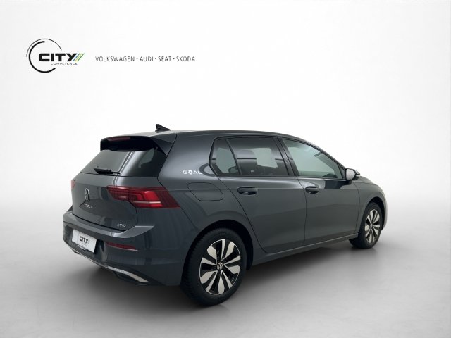 VW Golf 8 1.5 eTSI Goal DSG, Mild-Hybrid Benzin/Elektro, Occasion / Gebraucht, Automat - 4