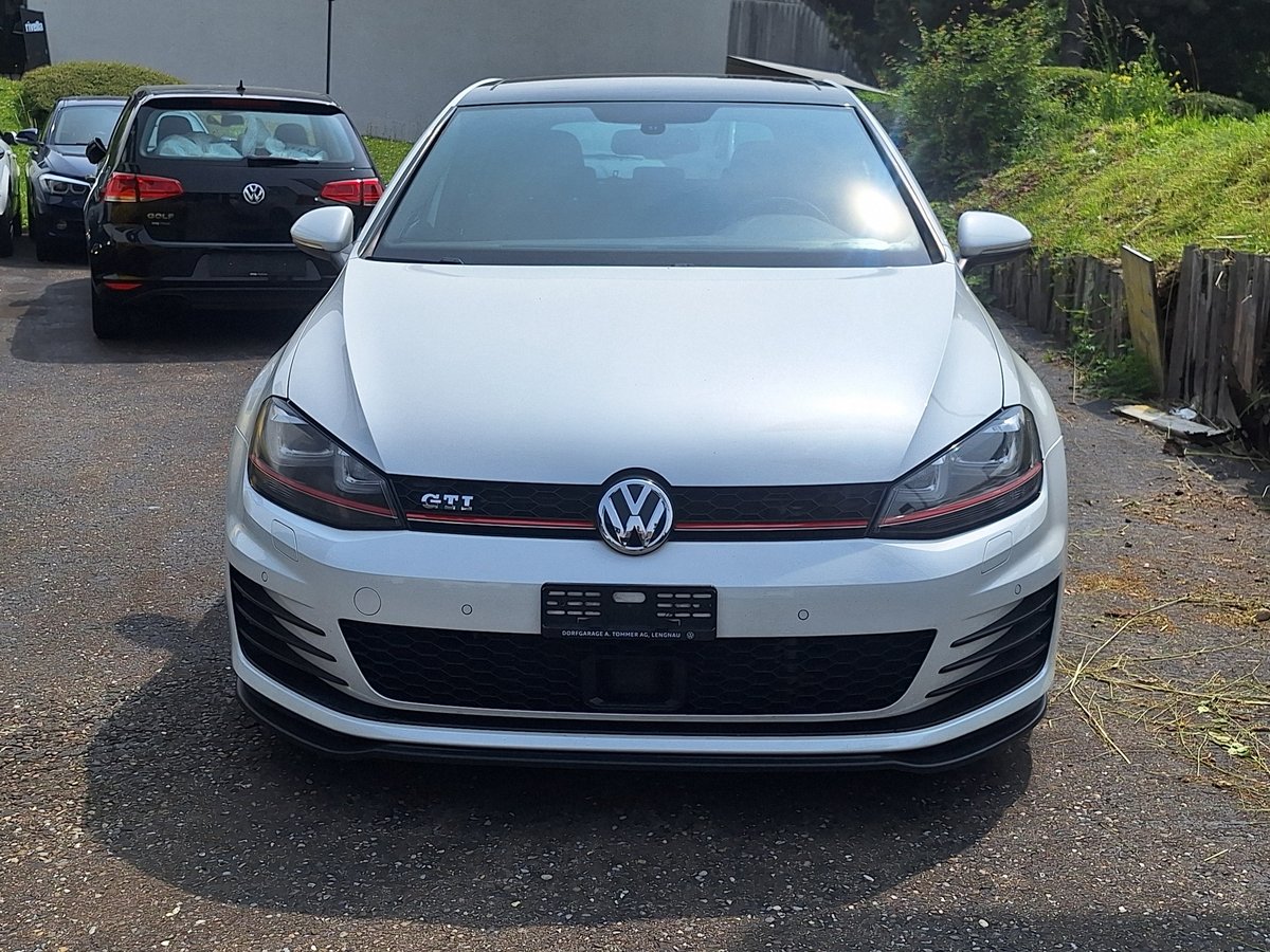 VW Golf 2.0 TSI GTI Performance DSG