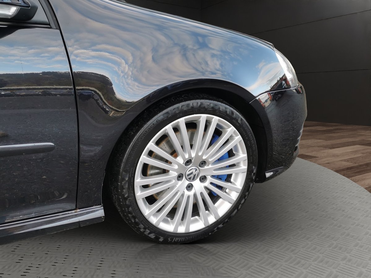 VW Golf R32 4Motion, Essence, Occasion / Utilisé, Automatique - 3