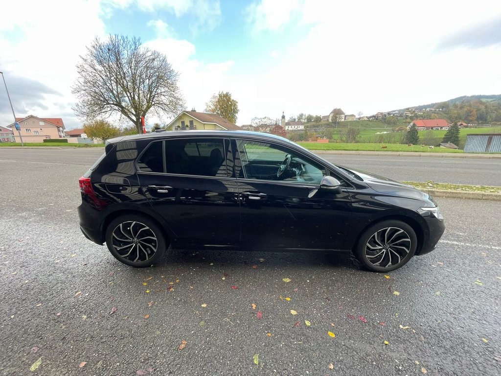 VW Golf 1.5 e TSI ACT Life DSG, Mild-Hybrid Benzin/Elektro, Occasion / Gebraucht, Automatik - 5
