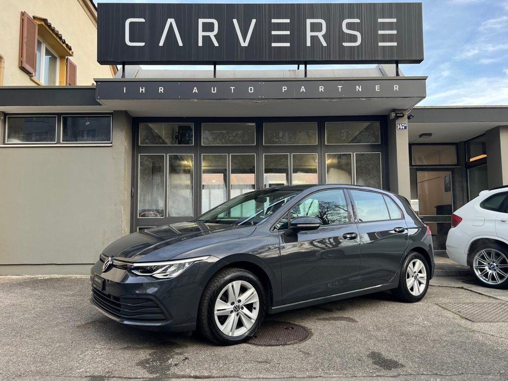 VW Golf VIII 1.5 eTSI Life DSG, Mild-Hybrid Petrol/Electric, Second hand / Used, Automatic