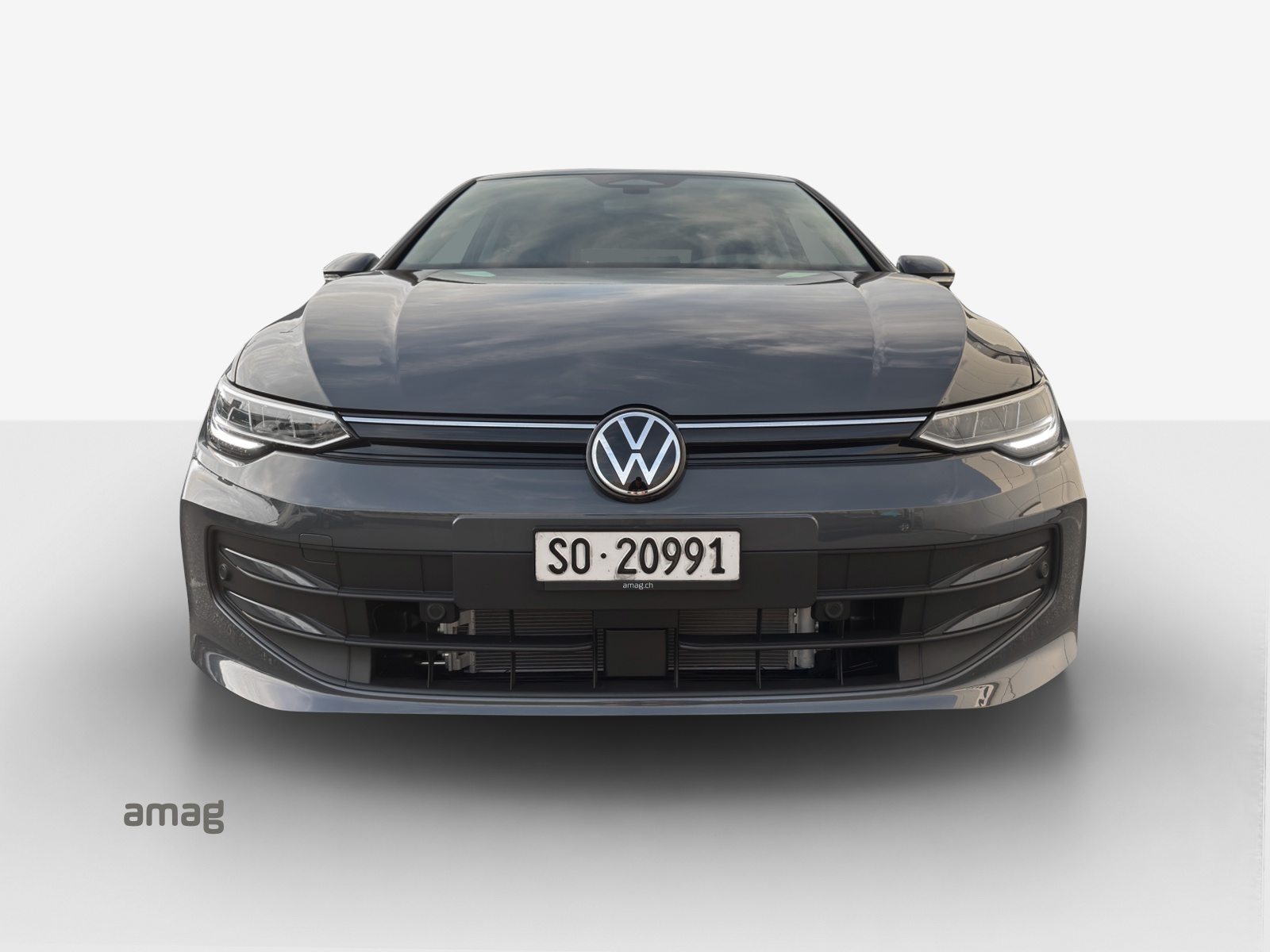 VW Golf UNITED, Essence, Occasion / Utilisé, Automatique - 7